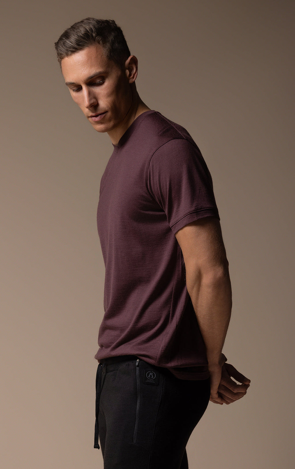 180GSM MERINO V TEE